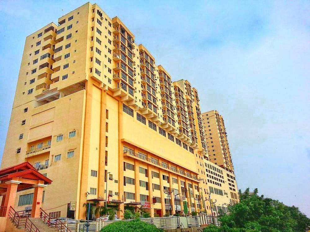 N'Dnie Homestay Pelangi Mall Condominium Kota Bharu Zewnętrze zdjęcie